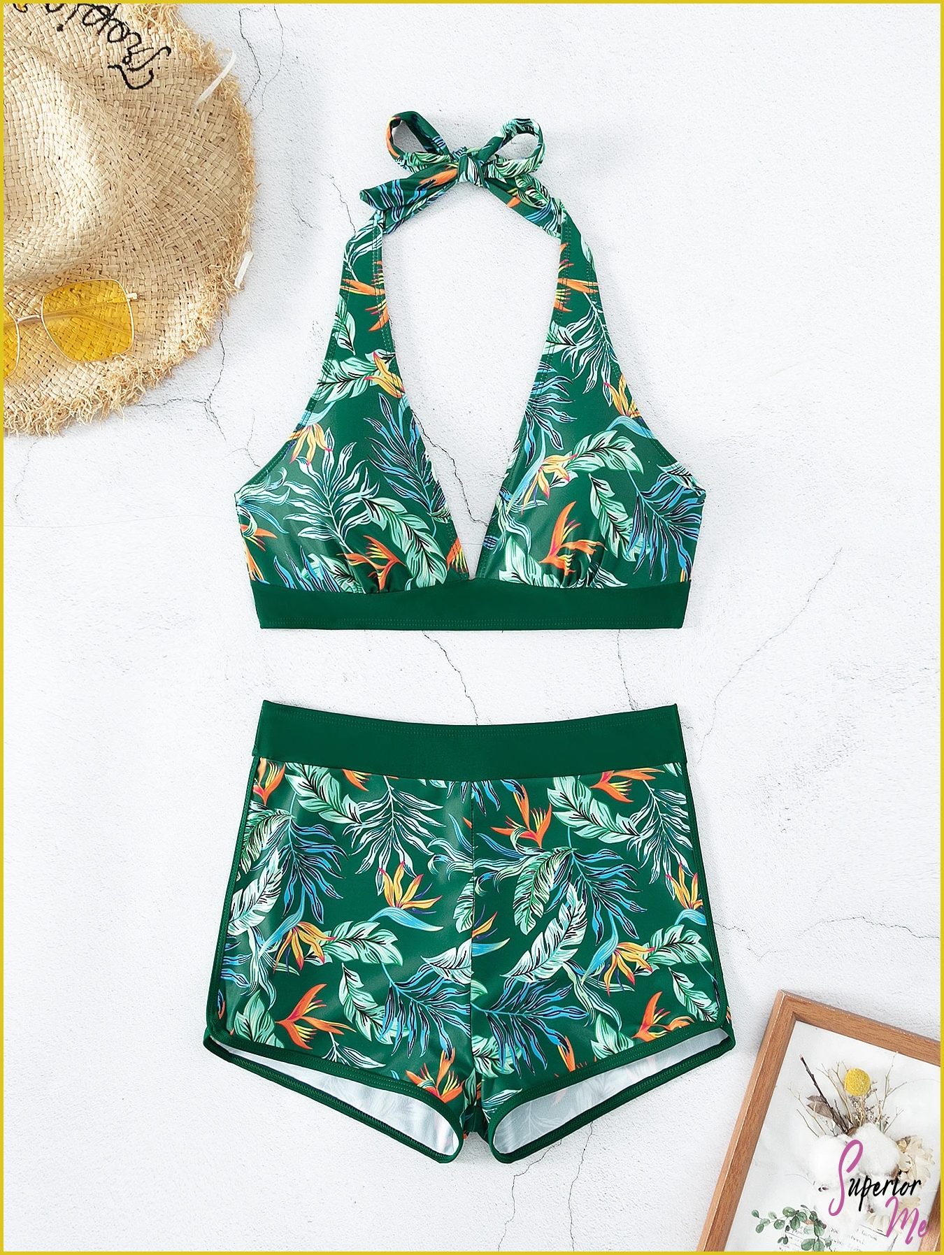 Stylish Halter Bikini Set with High Waist Shorts – Flattering Swimwear