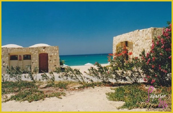 Moon Beach Club