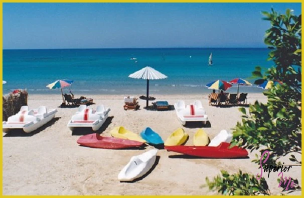 Moon Beach Club